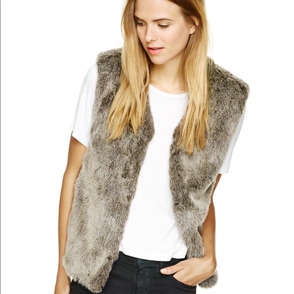 Talula Aritzia park slope faux fur vest - Picture 2 of 3